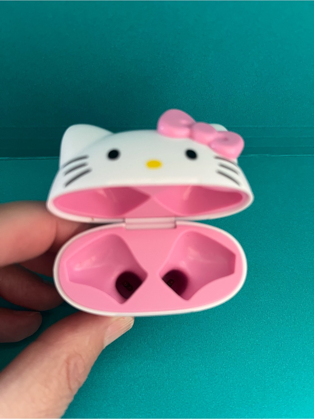Hello Kitty replacement ear buds Case Pink Bow Sanrio (earbuds not included)